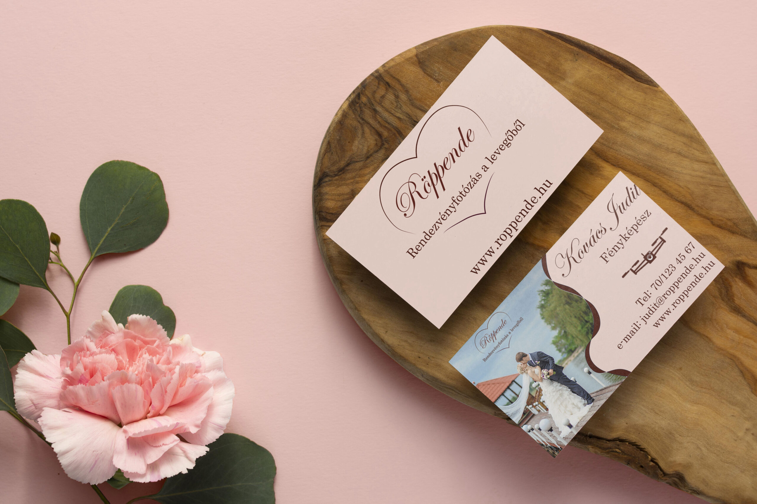 roppende_nevjegy_mockup2 Röppende névjegykártya mockup