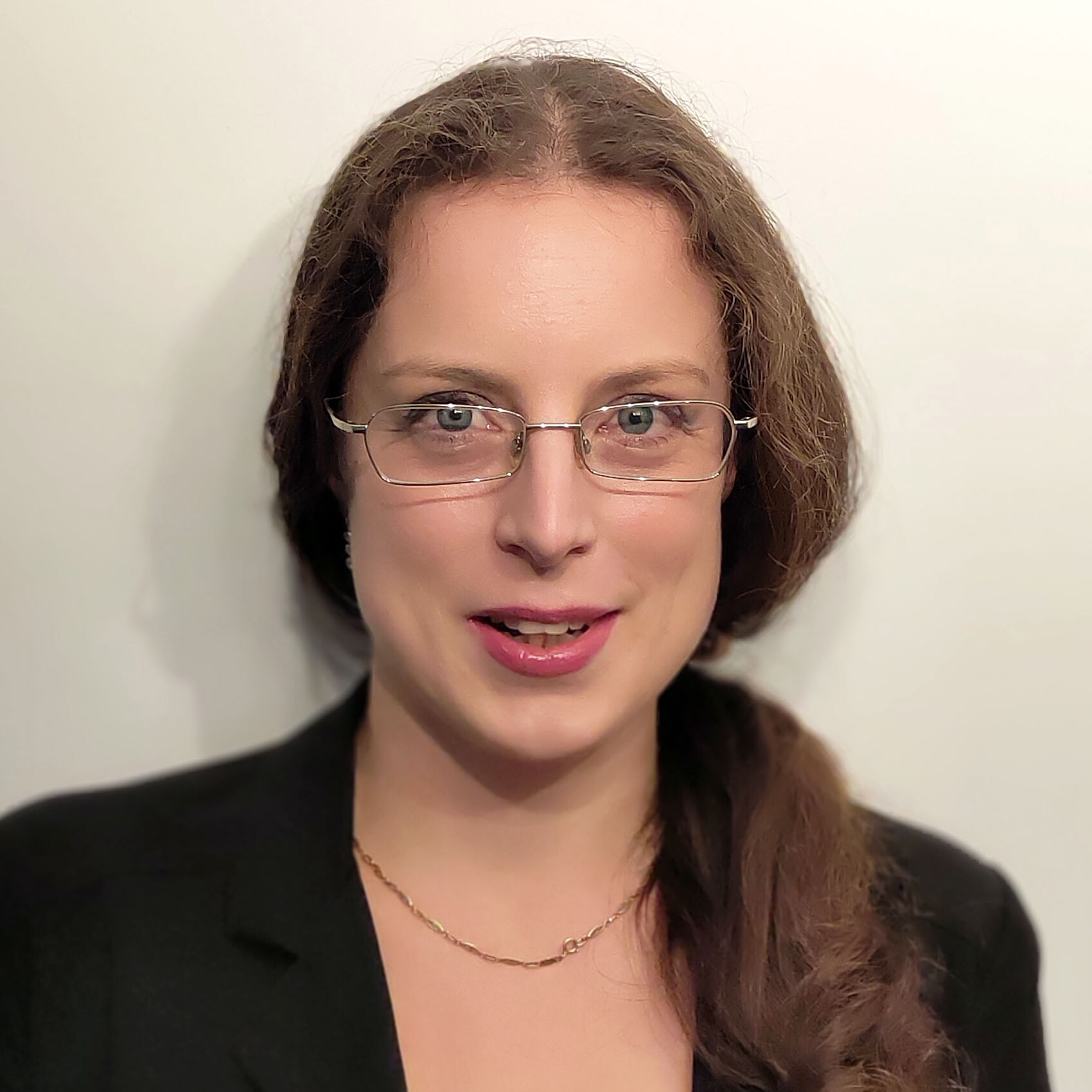 szha_profil_negyzetes Szabó-Horti Anikó, Vonalvarázs Webdesign